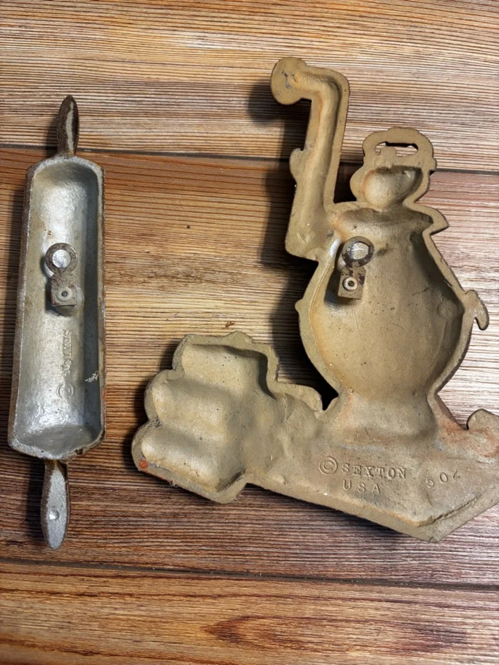 Vintage Rust Brown Decorative Wall Hook Set - Home Wall Decor